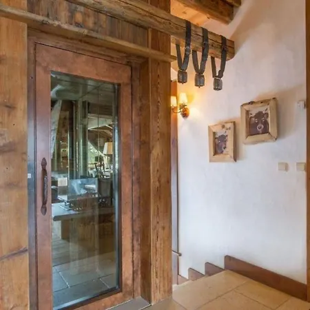 Vila Contact Us At What App - 0041-798-079-427 To Book!! - Chenus Chalet Savoyard Retreat